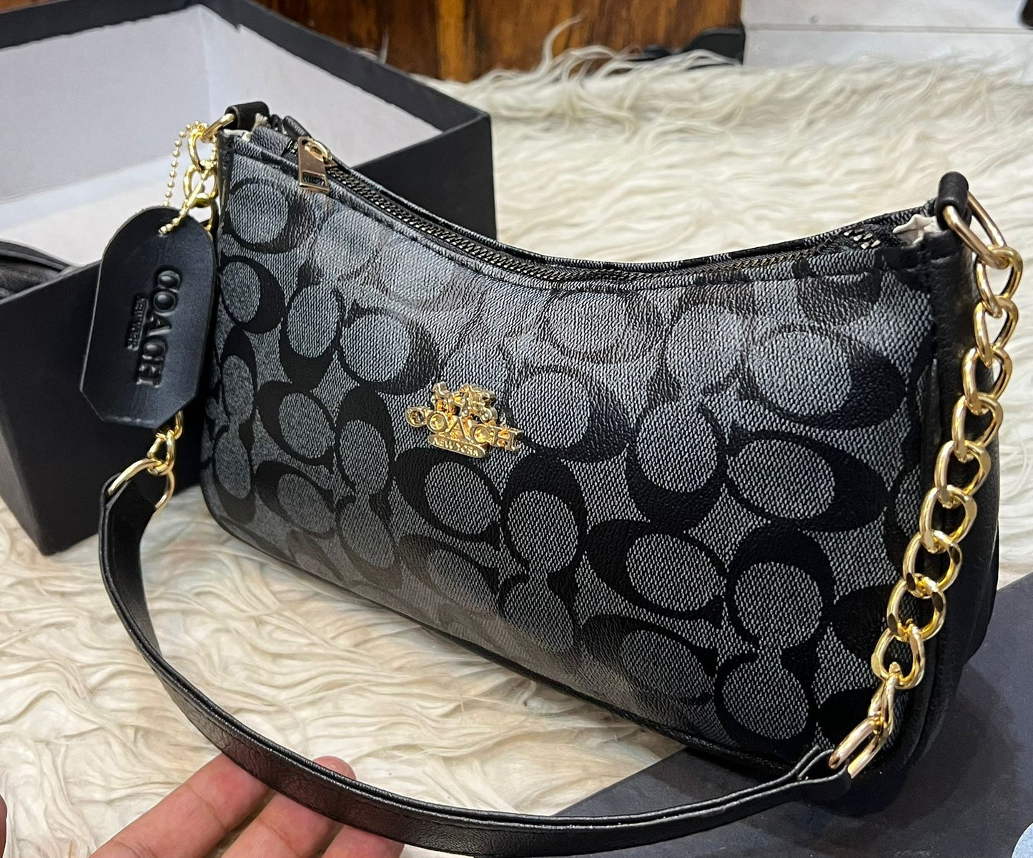 Coach Teri Shoulder Bag - Black Colour